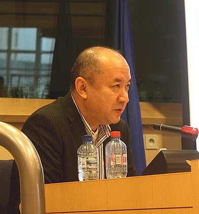At a conference organized by the Alliance of Liberals and Democrats for Europe and UNPO in January 2013, Enver Tohti, a former Uyghur surgeon who worked in East Turkestan, testified to the existence of organ harvesting atrocities in China.
